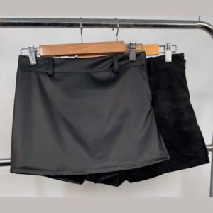 Skort Engomado con Tajo